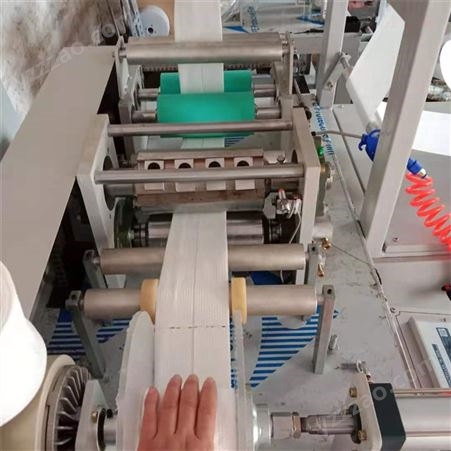 小型洗脸巾设备 东光厂家 一次性洁面巾机器 洁面巾分切机供应商