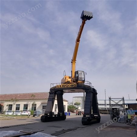 挖掘机大长腿 20吨工程施工用卸料机 横跨火车行走设备定制