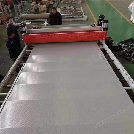 PVC地板革生产线设备厂家