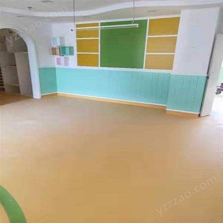 河池市金城江区幼儿园室内Pvc地板价格,专业羽毛球场地板工程