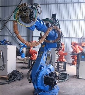 出售二手六轴安川码垛机器人HP-250搬运机器人工业机器人机械手臂