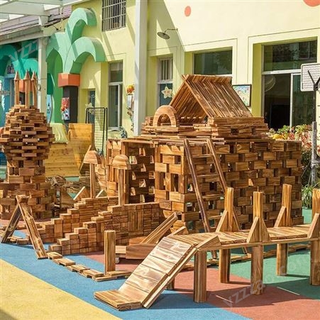 幼儿园户外大型建构碳化 超大块实木搭建炭烧积木玩具